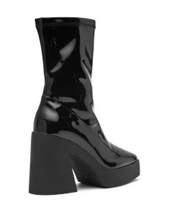 New Therapy Shoes Jagger Boot Patent Black