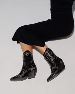 Online Therapy Shoes Outlaw *FINAL SALE* Black/White